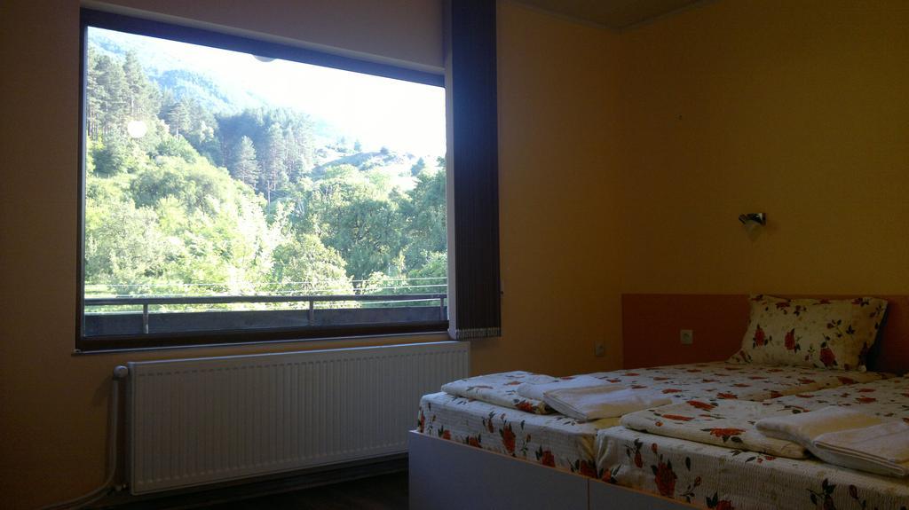 Slavina Guest House Sapareva Banja Pokoj fotografie